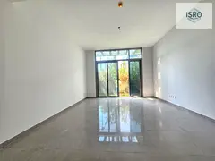 Modern layout 2br with garden in the heart of community