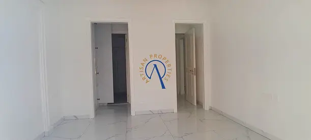 LARGE LAYOUT | READY TO MOVE IN | CALL NOW
