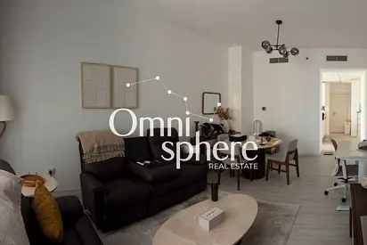 Spacious 1BR| Unfurnished| Upgraded| Marina Living