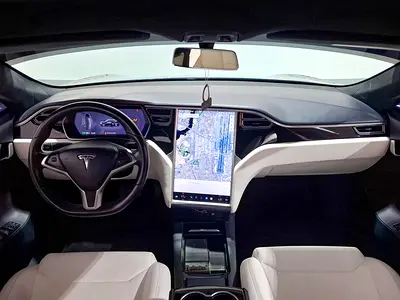 2017 Tesla MODEL S — фото 9