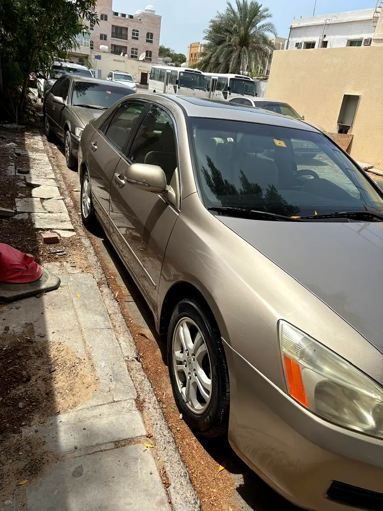 Honda Accord 2007 — photo 1 of 5