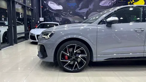 2023 AUDI RS Q3 照片 7