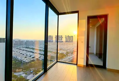 Mid high floor/Community view/Tenanted