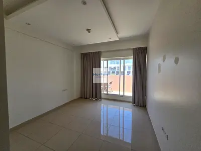 SPACIOUS LAYOUT I NEAR MALL NEAR EXIT