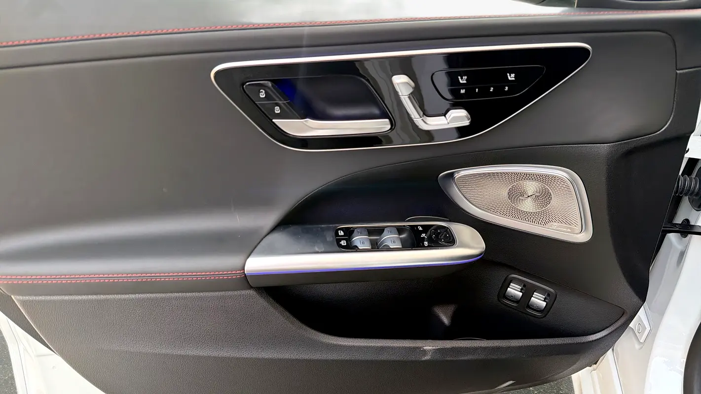 Mercedes-Benz C-Class 2025