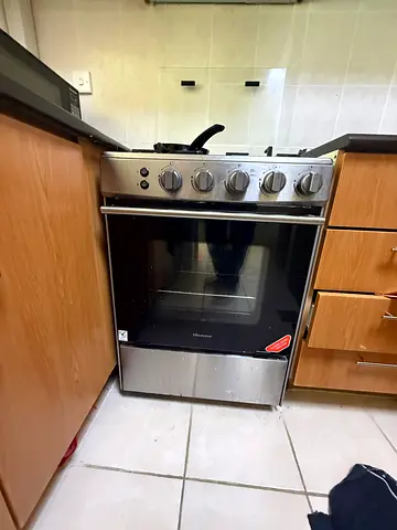 Hisense Freestanding Gas Cooker and Oven