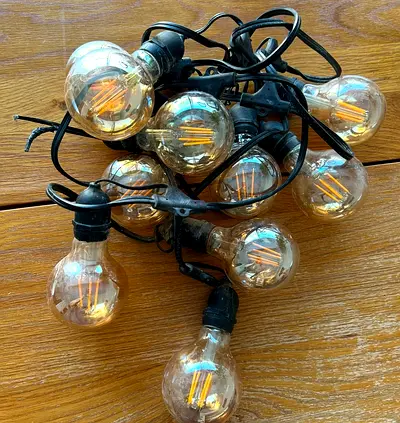 9 Bulbs