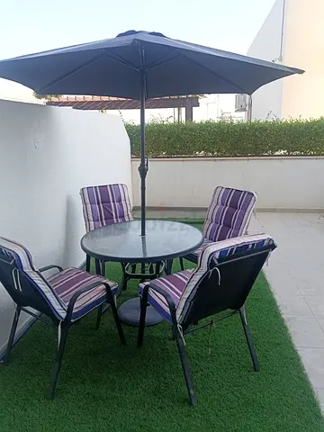 Outdoor patio dining set with umbrella — 4 chairs + glass table + Roll of Astroturf 8*2m