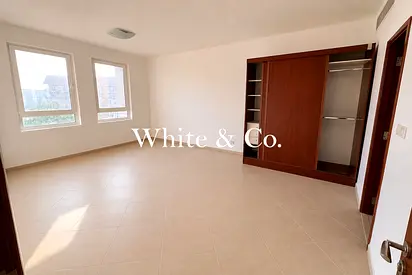 Unfurnished | 2 Bedroom | Large Balcony