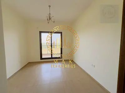 Unfurnished |Victory Height View | with Kitchen Appliances