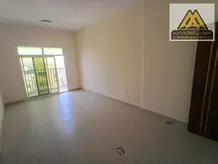 Excellent location | Excellent price | Vibrant area | Close to all amenities | Regular maintenance i