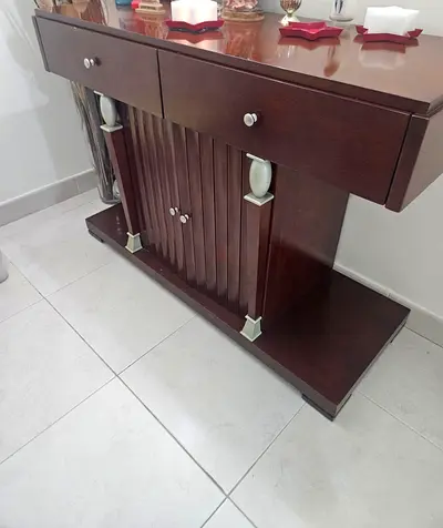 Entrance Console with Mirror