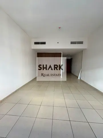 🔥 اربح ووفر 53 ألف كاش فوراً عن سعر المطور! امتلك 2BHK بمساحة 1856 قدم في عجمان وان (تاور 10) طابق مرتفع بإطلالة كورنيش!