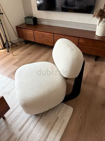 Modern boucle accent chair with black metal frame - light cream