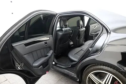 2011 Mercedes-BENZ E-CLASS 缩略图 8