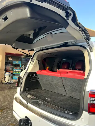 White Nissan Patrol SE Platinum 2023 || Great Condition || Lady Driver