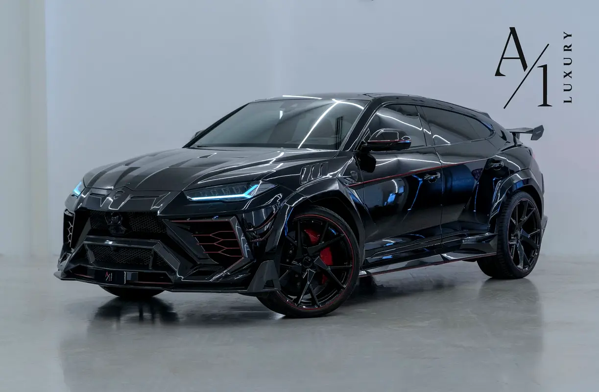 Lamborghini Urus 2021 — photo 1 of 16