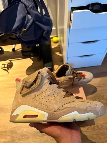 Travis Scott Jordan 6 British Khaki