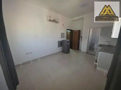 موقع مميز | خلف مارك آند سيف | ثاني ساكن | مساحة مناسبة | موقع حيوي | قريب من جميع الخدمات | قريب من الأسواق والمواصلات | بناية هادئة | مناسب للعائلات
