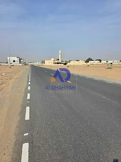 Residential investment land G+2 for sale in cash in Al Sahma 1, Sharjah | Area 2422 feet in a prime