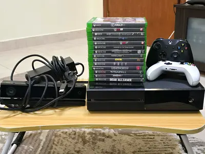 Xbox One Complete Bundle - 3 Controllers, Kinect + 13 Games