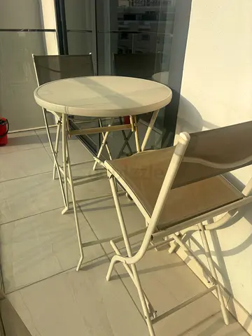 Small outdoor balcony bistro set - round table with 2 chairs