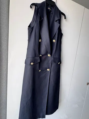LUISA SPAGNOLI premium Italian brand Linen Dress. Original price 1300AED