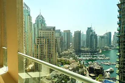 Newly Renovated| Marina View |Luxury Finishes