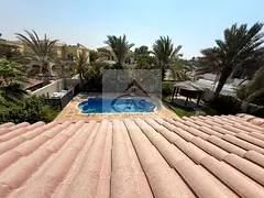 BACK TO BACK 5BED UPGRADED UNIT WITH POOL.