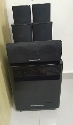 Harman/Kardon 5.1 Home Theater Speakers with Subwoofer - Used