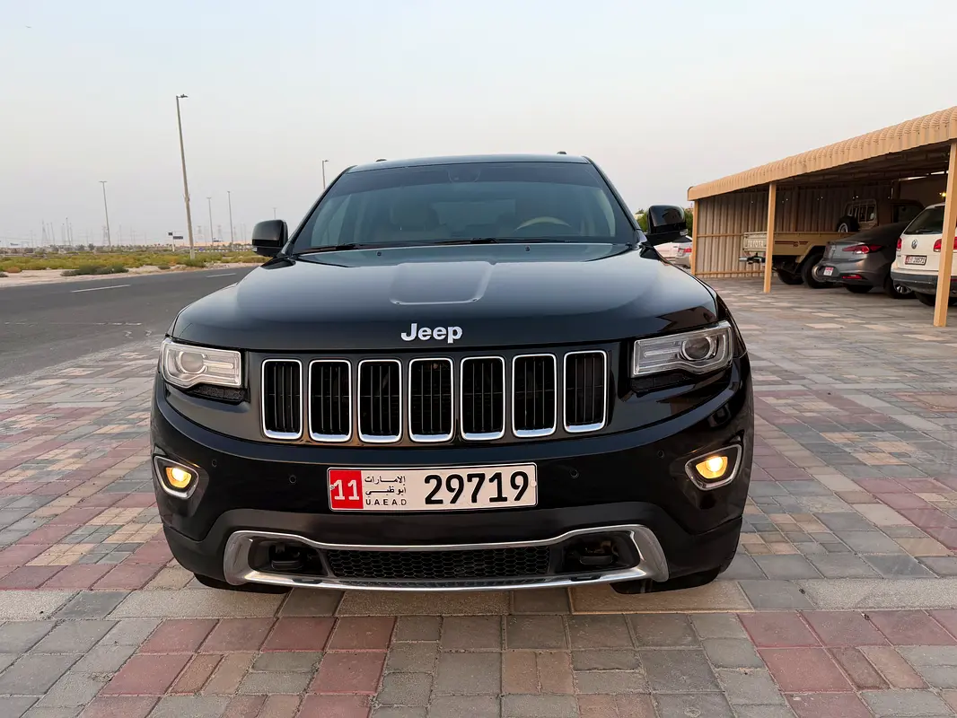 Jeep Grand Cherokee 2014 — photo 1 of 17