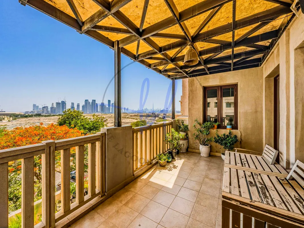 Vacant | Private Roofed Terrace | Call the Expert