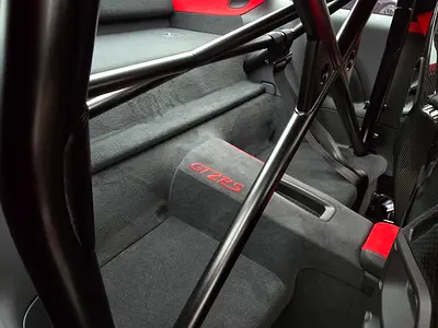 2019 Porsche 911 thumbnail 17
