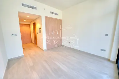 Ready to move in Mid floor Well maintained