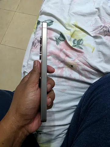Samsung 25 ultra 256gb slightly used