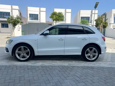 صورة 12 لـ 2011 AUDI Q5