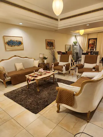 Classic 5 seater 3+1+1- Sofa Set include cushions