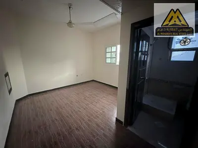 Excellent location | Excellent price | Vibrant area | Close to all amenities | Regular maintenance included | Open view