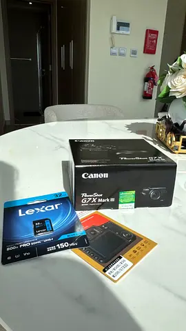Sealed Canon PowerShot G7 X Mark III + Lexar 32GB SD Card  Screen Protector (brand New)