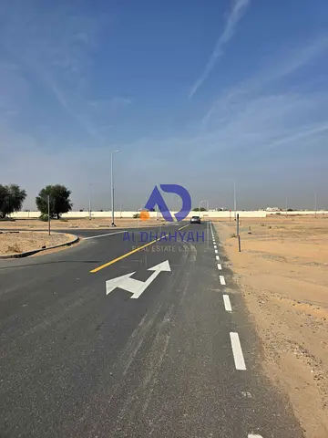 ارض سكنية استثمارية للبيع في السحمة 1 الشارقة | مساحة 2643 قدم مربع | تصريح بناء أرضي وطابقين G+2 | جاهزة تماماً للبناء مع المخططات والموافقات الرسمية