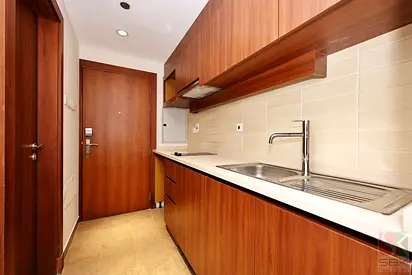 One Month Rent Free-Spacious 1 BR