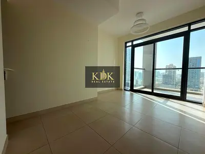 شقة حديثة بغرفة نوم واحدة | منطقة JVC 12 | شرفة وإطلالة على المدينة | غير مفروشة