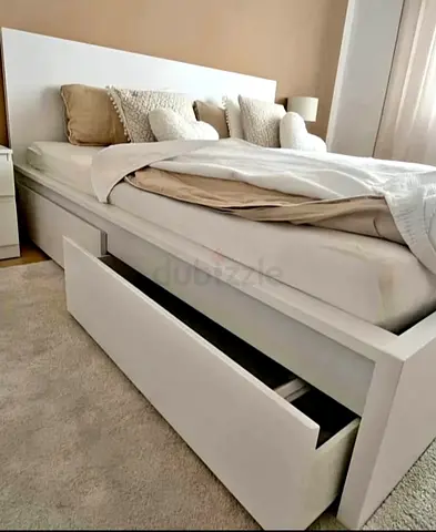 IKEA malm Queen size storage bed frame with IKEA mattress