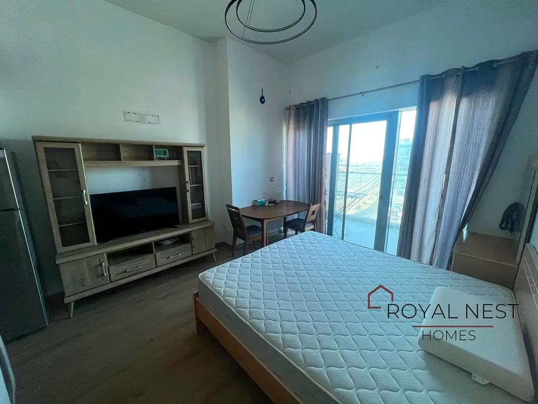Close to Metro | Fully Furnished | High Floor