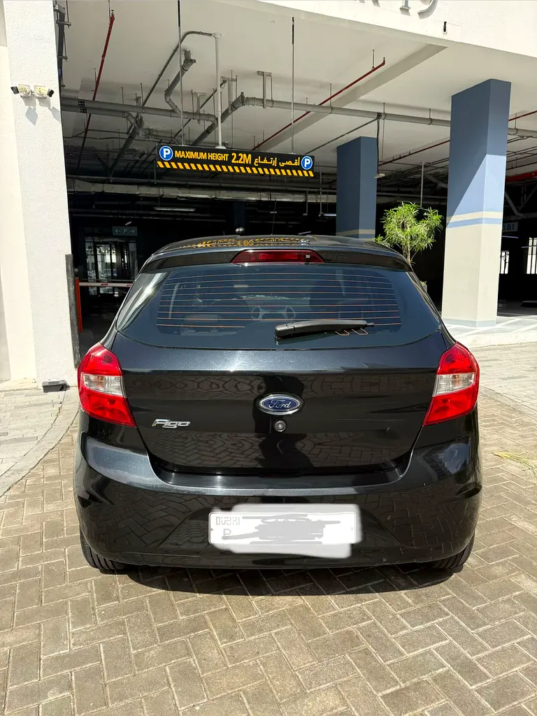 Ford Figo 2016 — photo 1 of 6