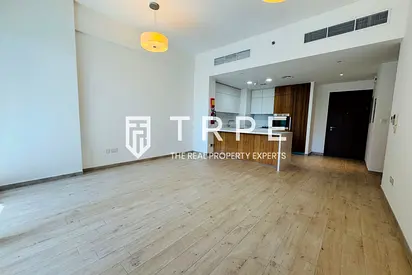Spacious 2BR plus Study I Vacant | Pool View