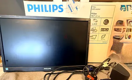 Philips 18.5 LED Monitor with Cables and Original Box - Good Condition