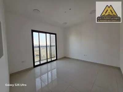 غرفة وصالة أول ساكن بالجرف الصناعية عجمان ماستر 2 حمام بلكونة وإطلالة مفتوحة بناية جديدة مقابل المسجد 33 ألف 4 دفعات وموقع هادئ مميز