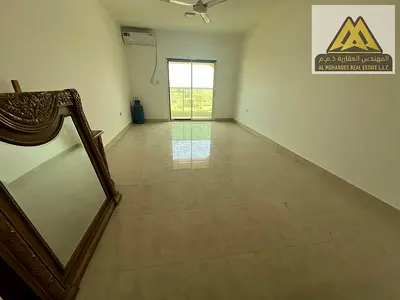 موقع مميز | غرفتين وصالة منفصلة | 2 بلكونة | مساحة كبيرة جدًا | موزع كبير للشقة | على طريق رئيسي | قريب من جميع الخدمات | باركن متوفر خلف البناية | سع