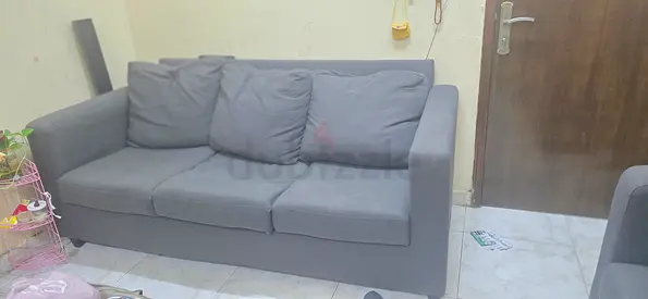 Comfortable Grey 3-Seater Sofa